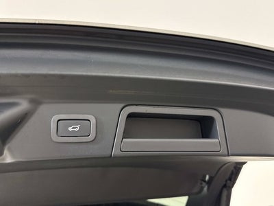 2018 Land Rover Range Rover Velar R-Dynamic SE