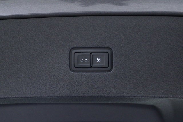 2019 Audi Q8 Premium