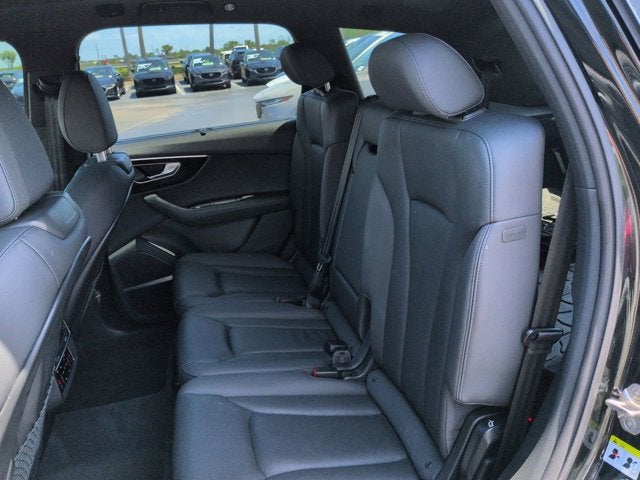 2022 Audi Q7 Premium Plus