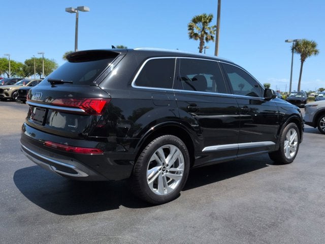 2022 Audi Q7 Premium Plus