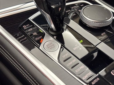 2021 BMW 8 Series 840i