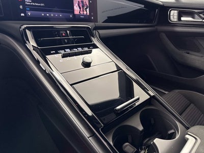2025 Porsche Panamera Base