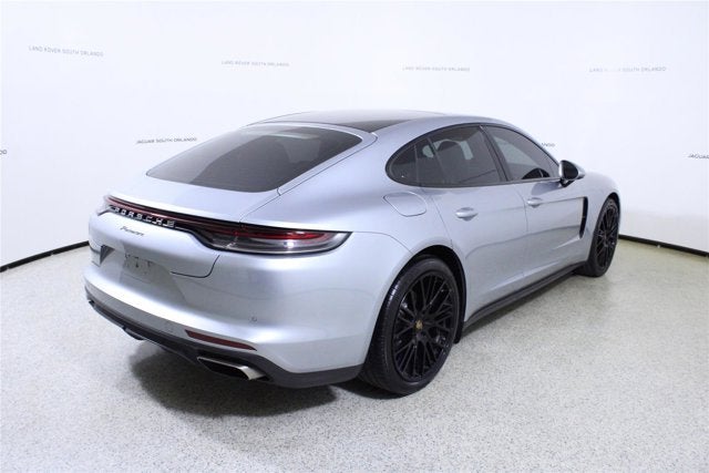2022 Porsche Panamera 4