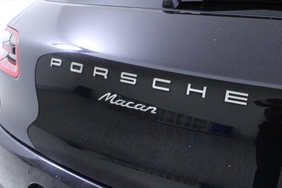 2018 Porsche Macan Base