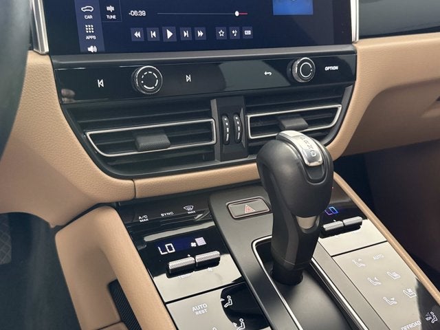 2024 Porsche Macan Base