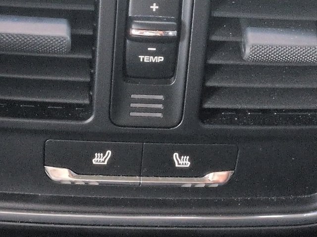 2024 Porsche Macan T