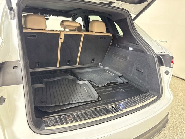 2021 Porsche Cayenne Base