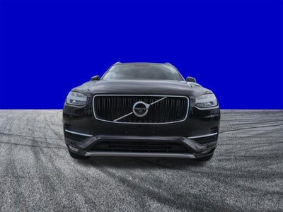 2017 Volvo XC90 T6 Momentum