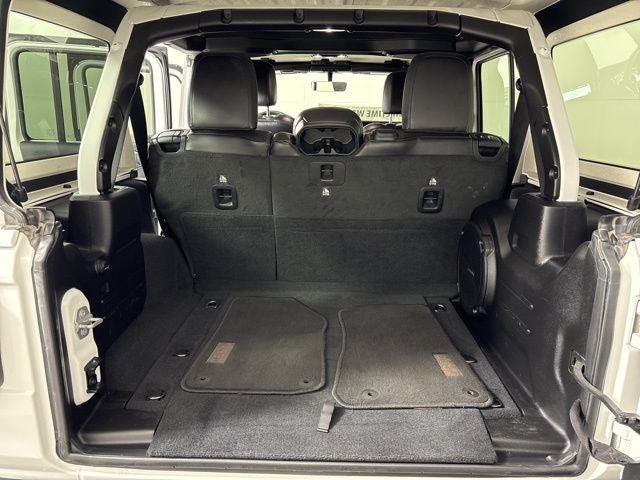 2019 Jeep Wrangler Unlimited Sahara Altitude