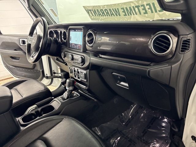 2019 Jeep Wrangler Unlimited Sahara Altitude