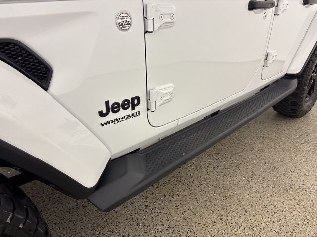 2019 Jeep Wrangler Unlimited Sahara Altitude