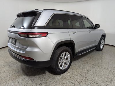 2023 Jeep Grand Cherokee Limited 4x2