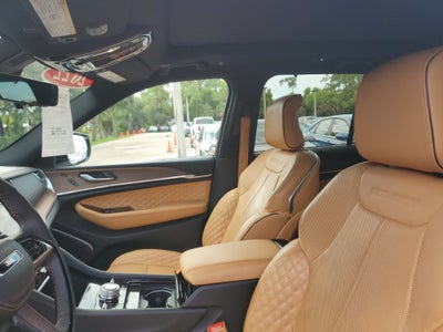 2022 Jeep Grand Cherokee Summit