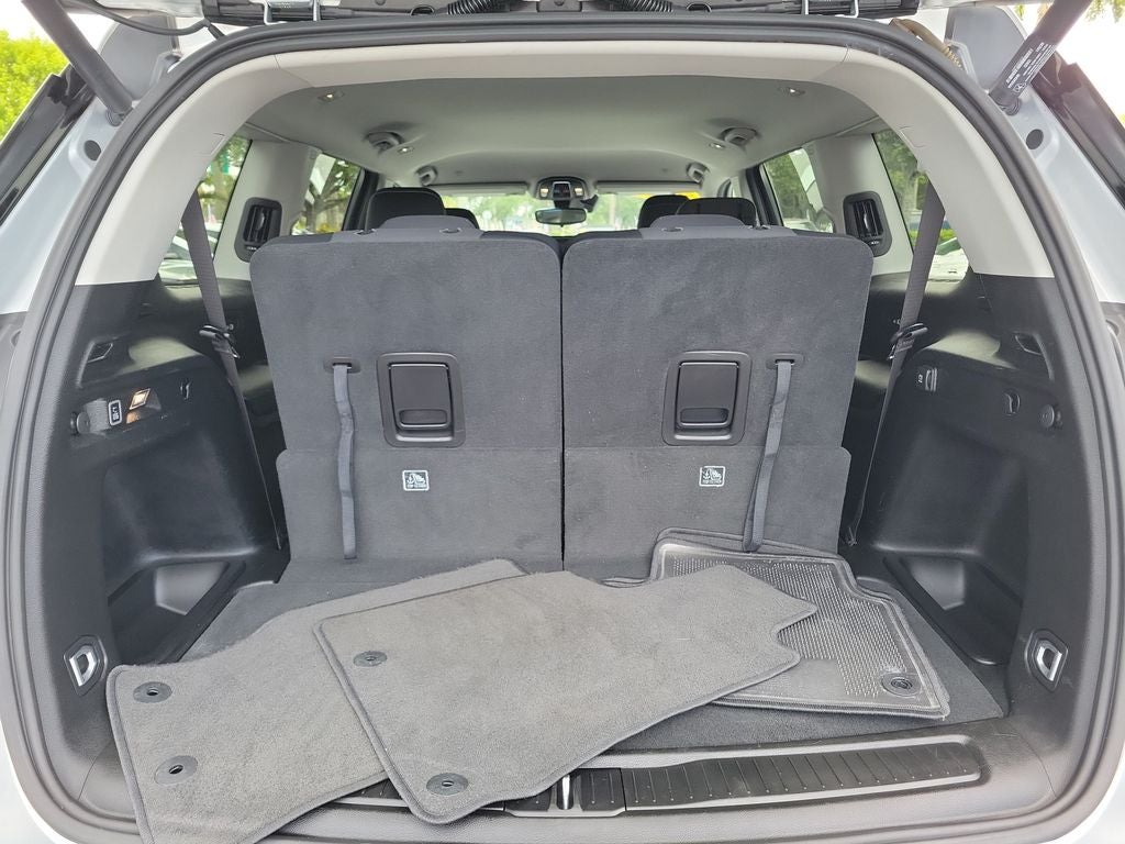 2022 Jeep Grand Cherokee L Laredo