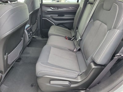 2022 Jeep Grand Cherokee L Laredo