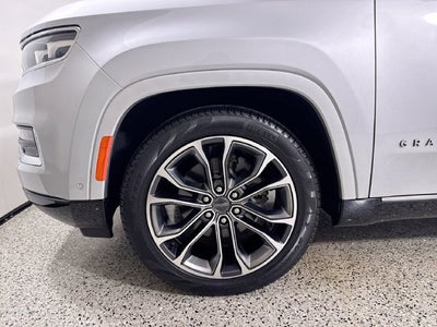 2023 Jeep Grand Wagoneer L Series III