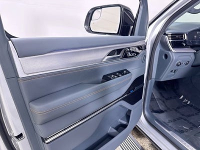 2023 Jeep Grand Wagoneer L Series III