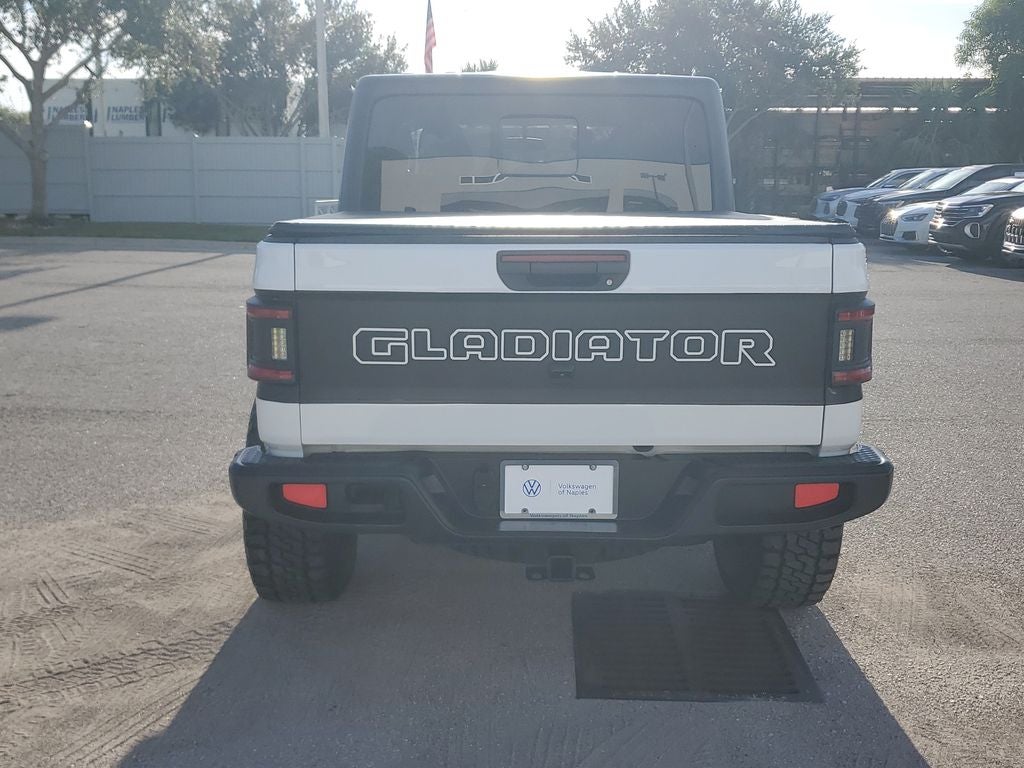 2022 Jeep Gladiator Sport