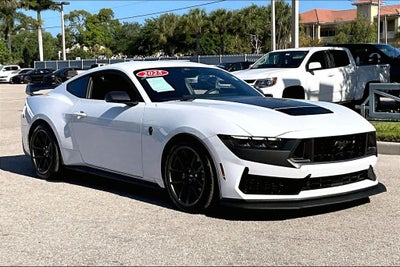 2025 Ford Mustang Dark Horse