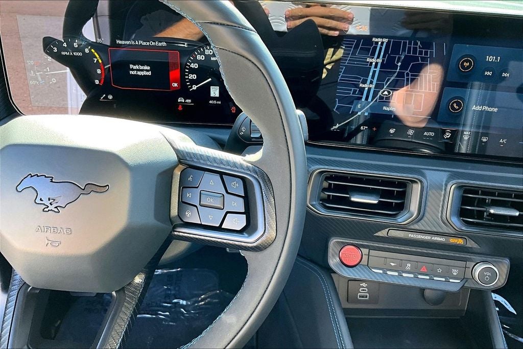 2025 Ford Mustang Dark Horse