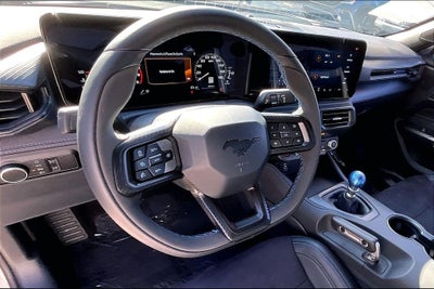 2025 Ford Mustang Dark Horse