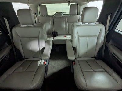 2021 Ford Expedition XLT 4x2