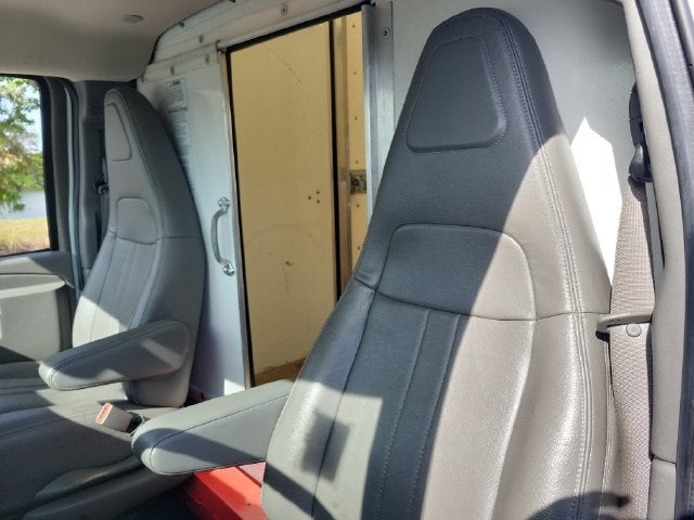 2021 Chevrolet Express 3500 Work Van Cutaway