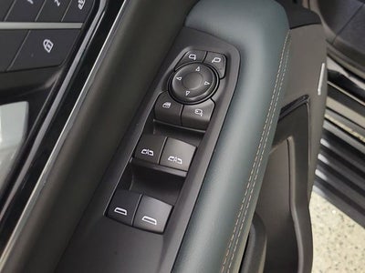 2025 GMC Yukon XL AT4