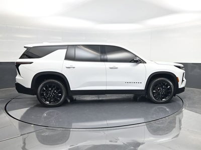 2024 Chevrolet Traverse LS