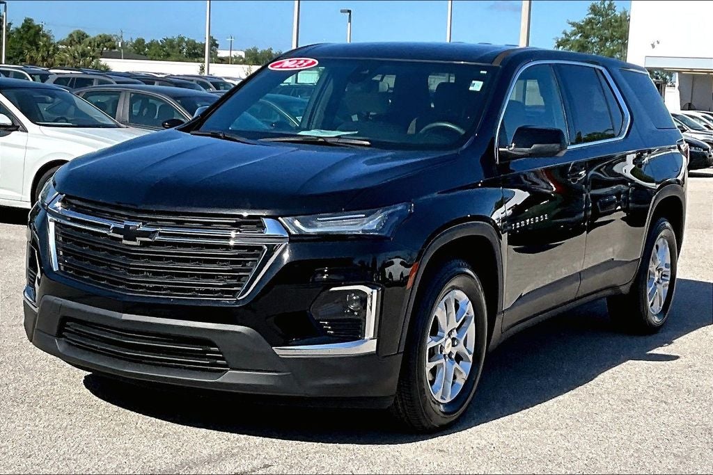 2023 Chevrolet Traverse LS