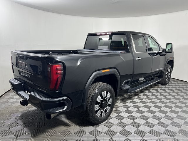 2024 GMC Sierra 2500HD 4WD Crew Cab 159"" Denali