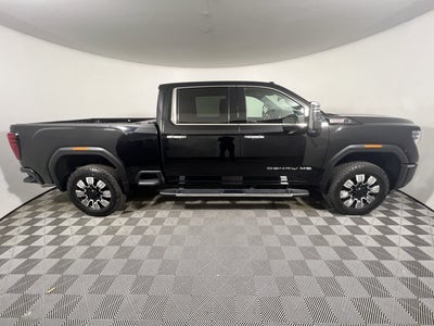 2024 GMC Sierra 2500HD 4WD Crew Cab 159"" Denali