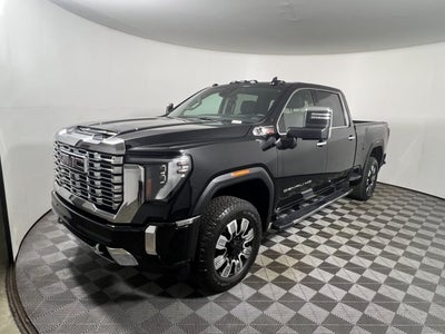 2024 GMC Sierra 2500HD 4WD Crew Cab 159"" Denali