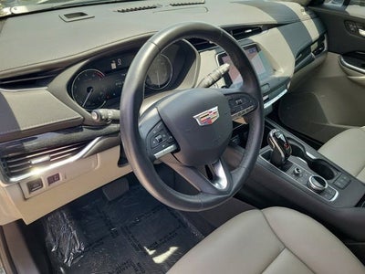 2021 Cadillac XT4 Premium Luxury