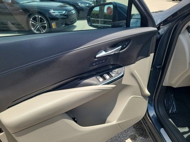 2021 Cadillac XT4 Premium Luxury