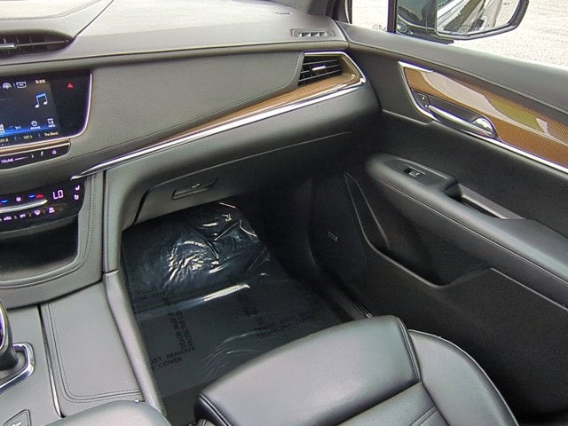 2017 Cadillac XT5 Platinum AWD