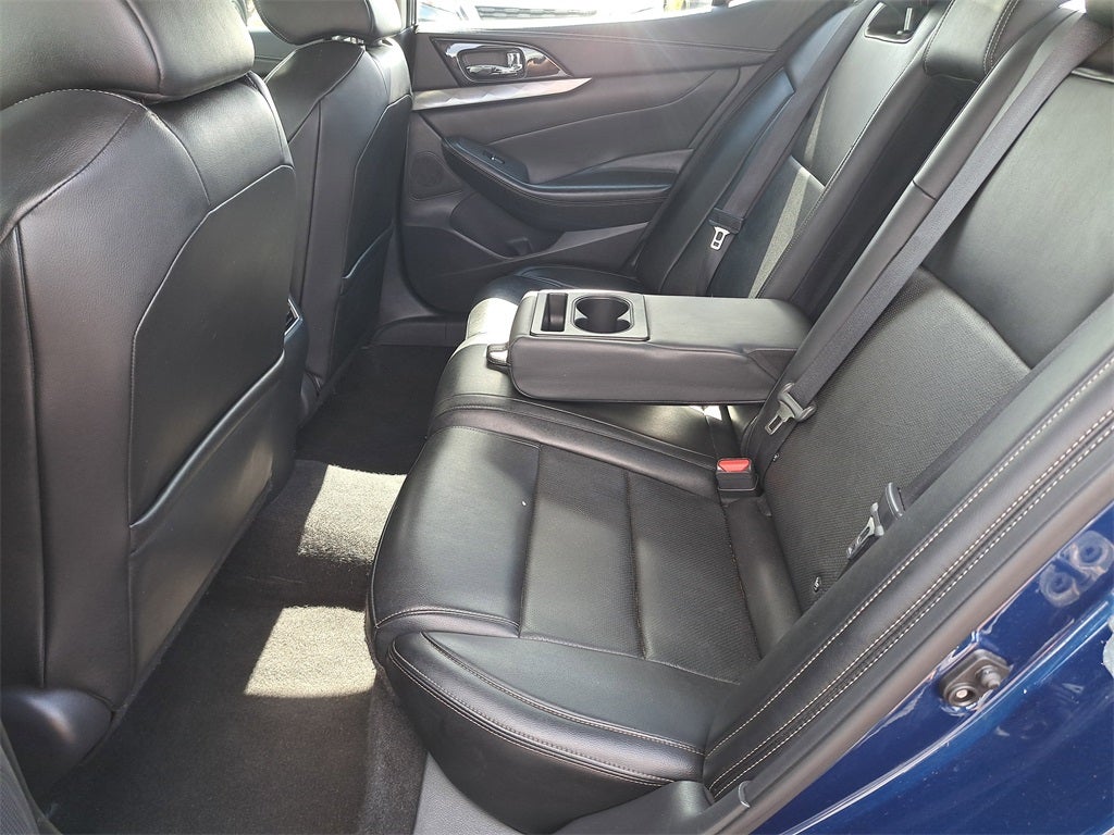 2022 Nissan Maxima SV