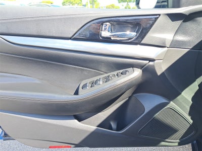 2022 Nissan Maxima SV