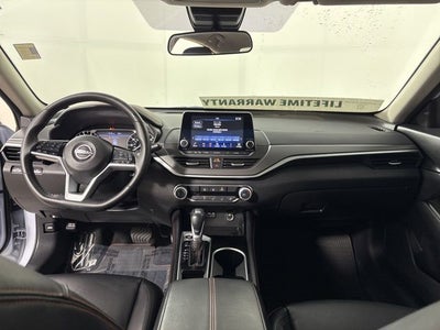 2025 Nissan Altima 2.5 SR