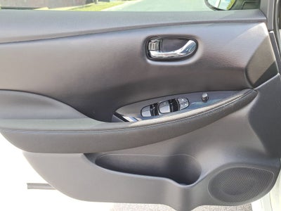 2024 Nissan LEAF SV Plus