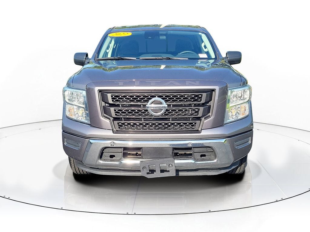 2022 Nissan Titan SV