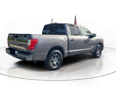2022 Nissan Titan SV