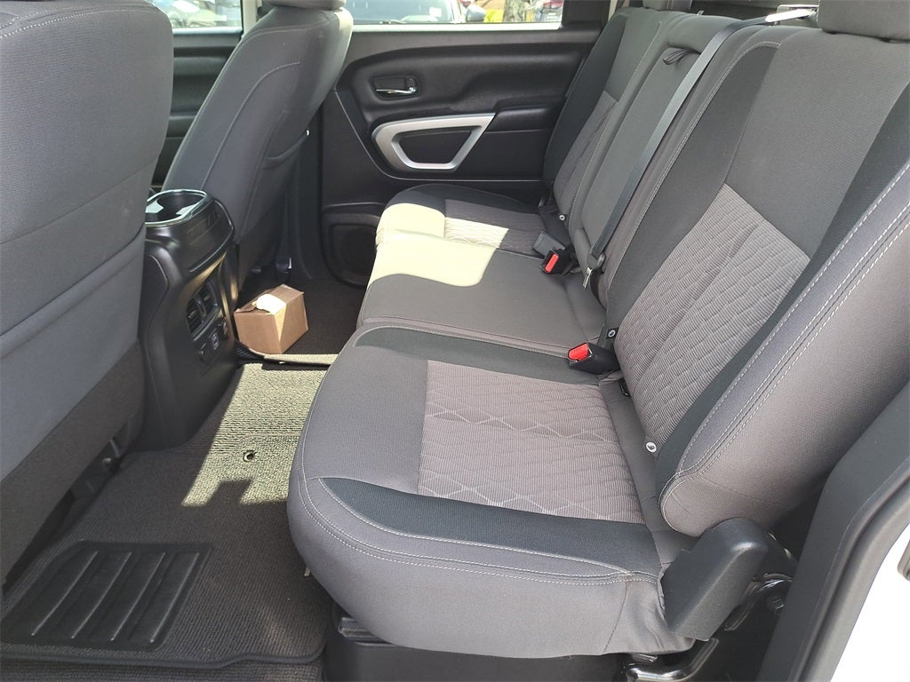 2024 Nissan Titan XD SV