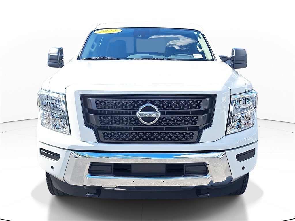 2024 Nissan Titan XD SV