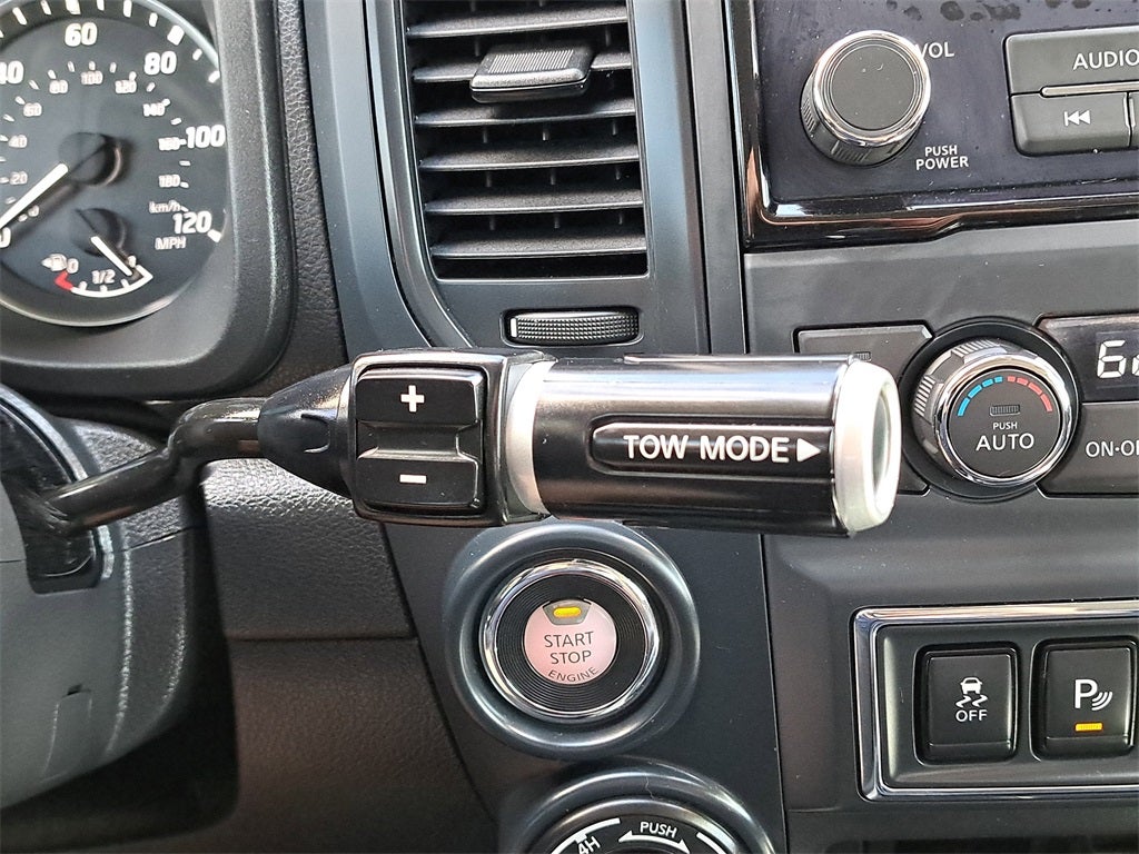 2024 Nissan Titan XD SV