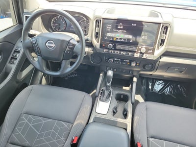2025 Nissan Frontier SV