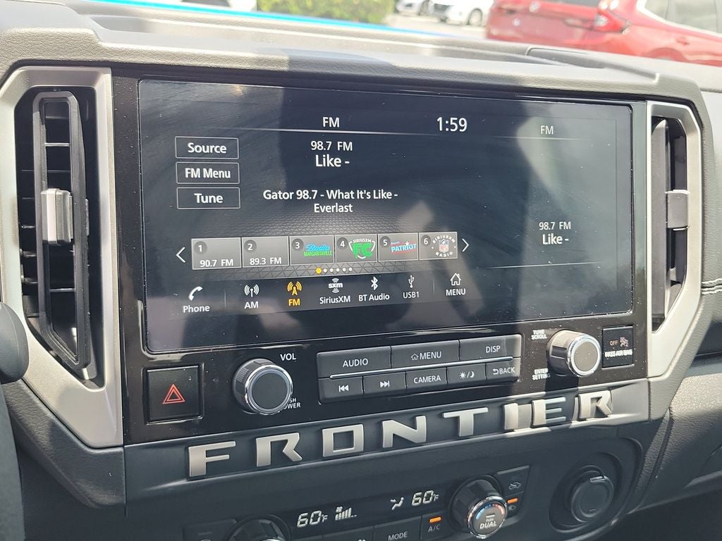 2025 Nissan Frontier SV