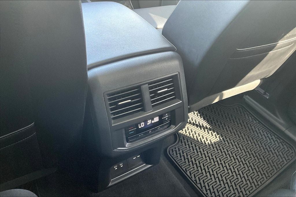 2023 Volkswagen Atlas SEL