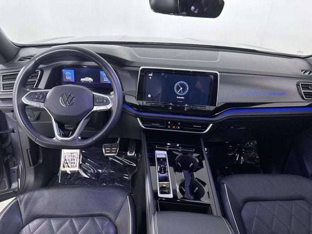 2024 Volkswagen Atlas Cross Sport 2.0T SEL Premium R-Line