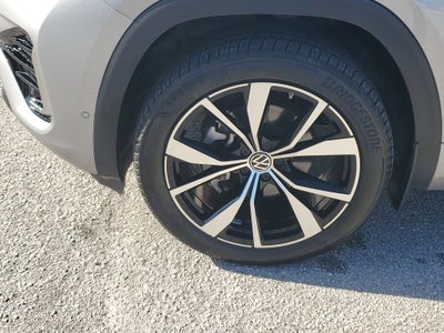 2024 Volkswagen Atlas Cross Sport 2.0T SEL Premium R-Line